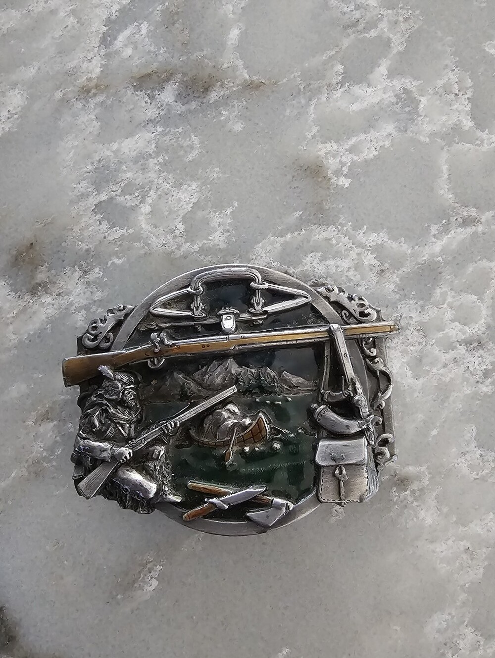 1984 Siskiyou Fur Trapper Belt Buckle O-29 Enameled Pewter Mountain Man Western